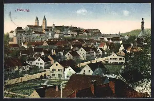 AK Freising, Teilansicht mit Strasse u. Turm aus der Vogelschau