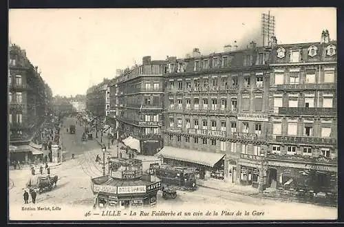 AK Lille, La Rue Faidherbe et un coin de la Place de la Gare, Strassenbahn