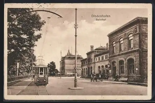 AK Diedenhofen, Bahnhof mit Strassenbahn