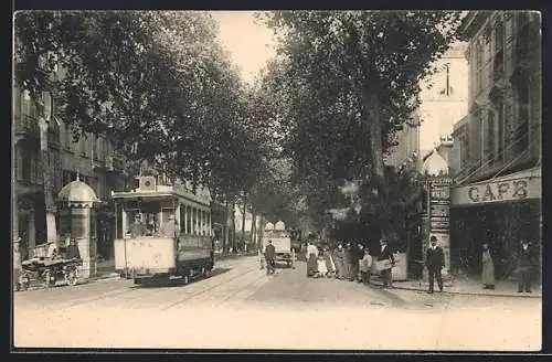 AK Nice, Avenue de la Gare mit Strassenbahn, Cafe