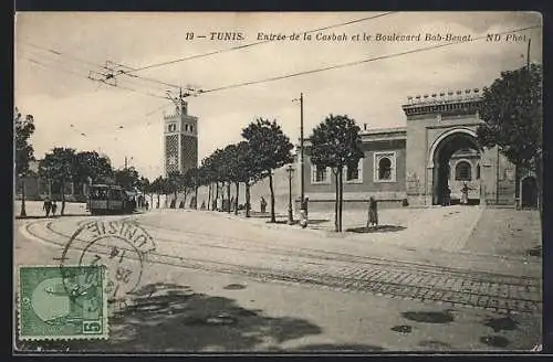 AK Tunis, Entrée de la Casbah et le Boulevard Bab-Benat, Strassenbahn