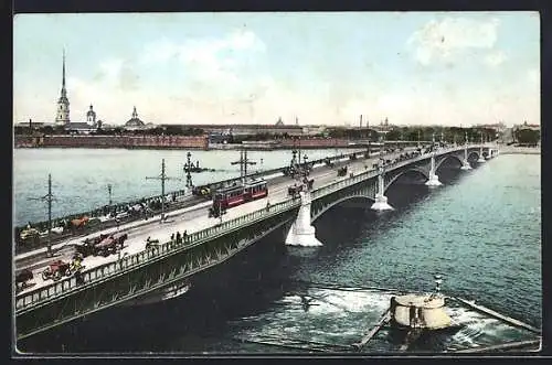 AK St. Petersbourg, Strassenbahn auf der Troitzky-Brücke, Pont de Troitzky