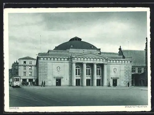 AK Danzig, Strassenbahn vor dem Staatstheater