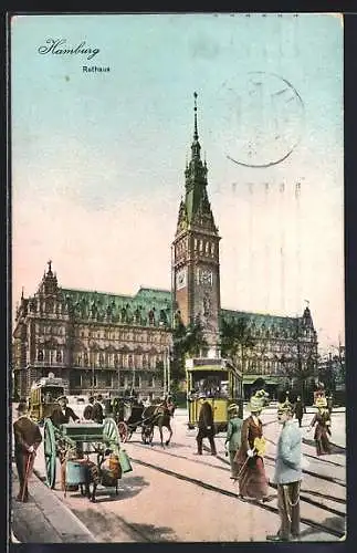 AK Hamburg, Rathaus mit Strassenbahn und Anwohnern