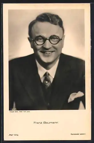 AK Schauspieler Franz Baumann mit runder Brille