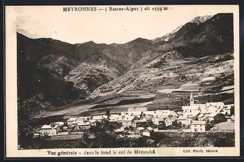 AK Meyronnes /Basses-Alpes, Vue generale dans le fond le col de Merandol