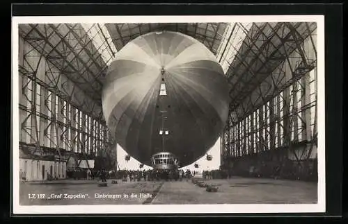 AK LZ 127 Graf Zeppelin, Einbringen in die Halle