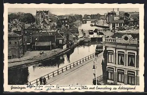 AK Groningen, Sluis met Emmabrug op Achtergrond