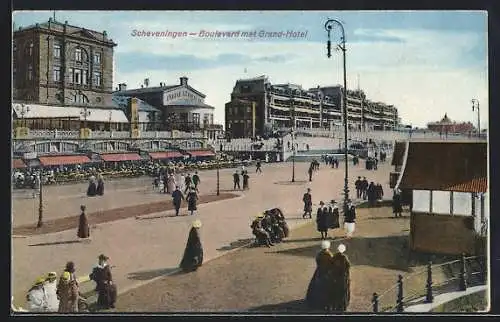 AK Scheveningen, Boulevard met Grand-Hotel