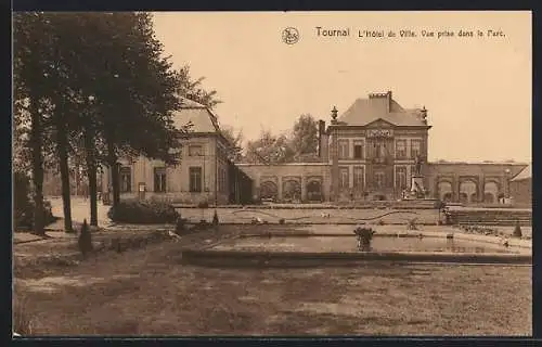 AK Tournai, L`Hotel de Ville, vue prise dans le Parc