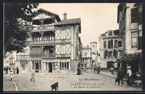 AK Saint-Jean-de-Luz, La Rue de la République