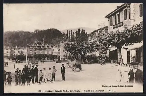 AK Saint-Jean-Pied-de-Port, Place du Marché