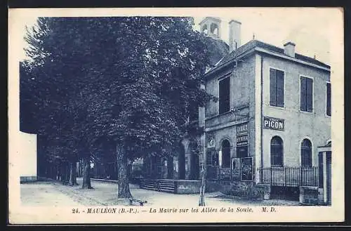 AK Mauléon /B.-P., La Mairie sur les Allées de la Soule