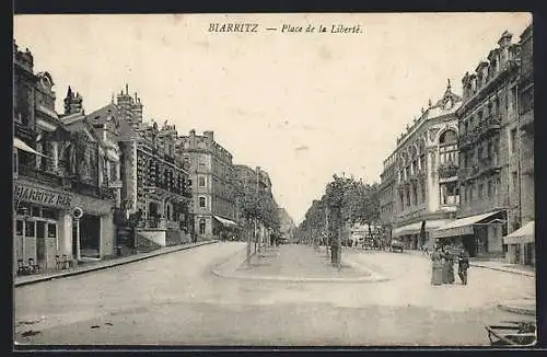 AK Biarritz, place de la Liberté