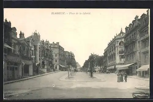 AK Biarritz, place de la Liberté