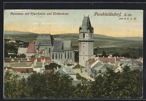 AK Perchtoldsdorf /Niederösterreich, Panorama mit Pfarrkirche und Türkenturm