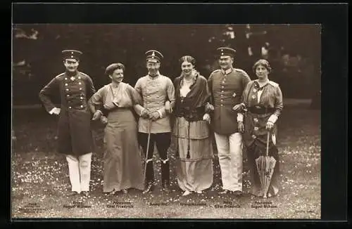 AK Kronprinz Wilhelm von Preussen, Kronprinzessin Cecilie, Prinz Eitel Friedrich & Prinz August Wilhelm