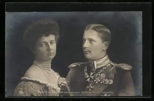 AK Prinz Eitel Friedrich in Uniform mit Braut im Abendkleid