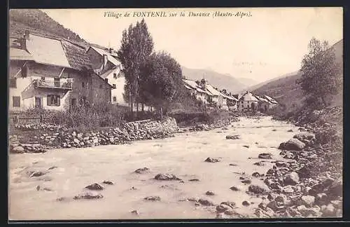 AK Fontenil /Hautes-Alpes, Le Village sur la Durance