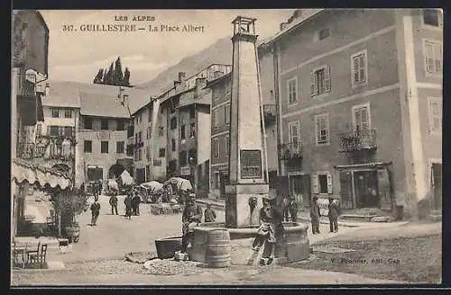 AK Guillestre, La Place Albert