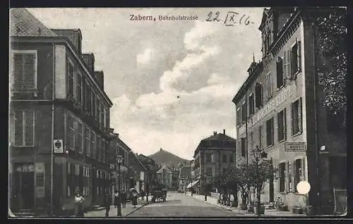 AK Zabern, Bahnhofstrasse mit Hotel Münchner Kindl