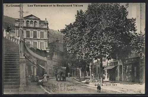 AK Grasse, Les Terrasses et le Boulevard Thiers