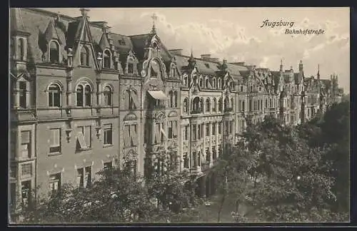 AK Augsburg, Bahnhofstrasse mit Häuserreihe