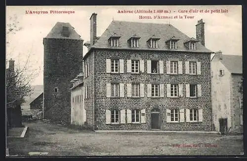 AK Aubrac /Aveyron, Hotel d`Aubrac et la Tour