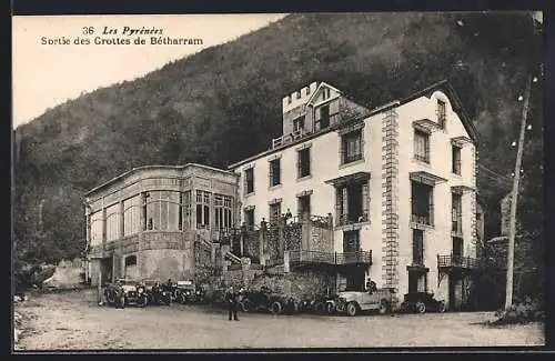 AK Grotte de Betharram, Sortie des Grottes, Partie an den Höhlen