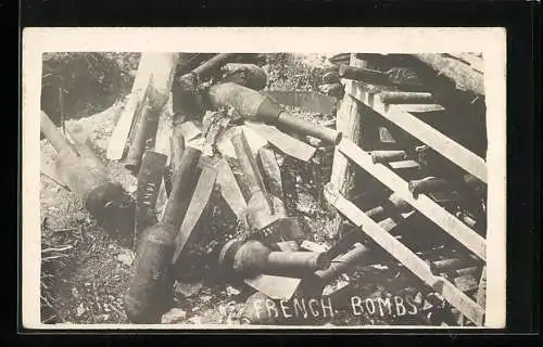 AK French Bombs, Munition