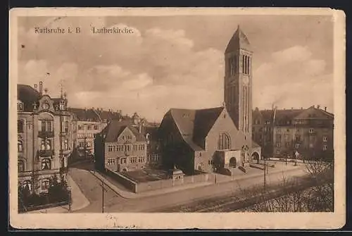 AK Karlsruhe i. B., Lutherkirche mit Strassen aus der Vogelschau