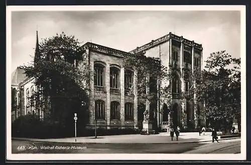 AK Köln, Wallraf-Richartz-Museum mit Strasse