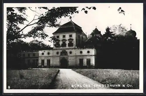 AK Ernstbrunn /No. Oe., Schloss Ernstbrunn