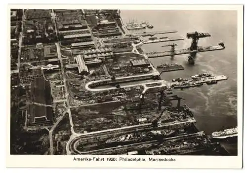 Fotografie unbekannter Fotograf, Ansicht Philadelphia, Marinedocks vom Luftschiff Graf Zeppelin LZ-127 gesehen