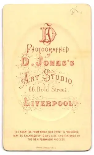 Fotografie D. Jones, Liverpool, Bold Street 66, Porträt eines jungen Mannes