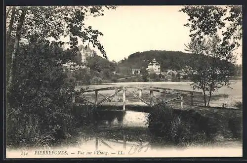 AK Pierrefonds, Vue sur l`Étang