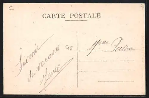 AK Agnetz /Oise, Entrée du Chateau