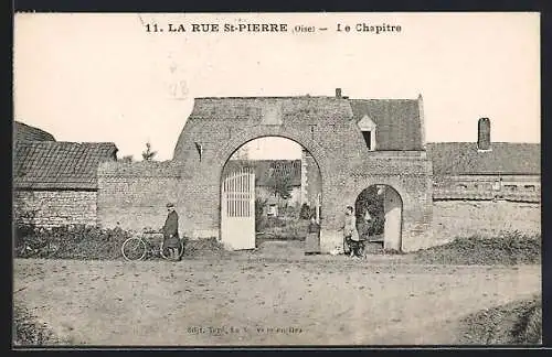 AK La Rue St-Pierre, Le Chapitre