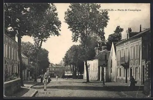 AK Senlis, Porte de Compiègne