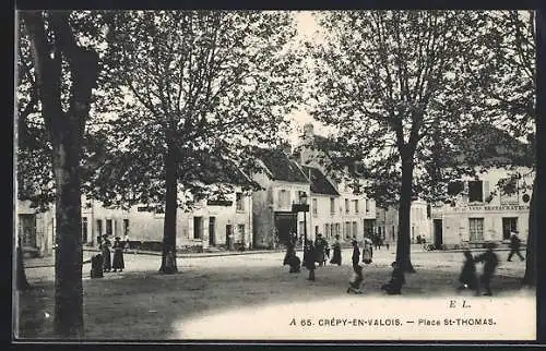 AK Crépy-en-Valois, Place St-Thomas