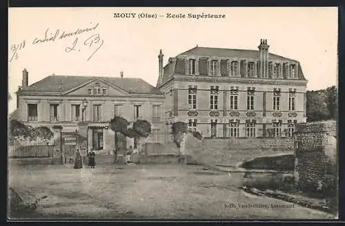 AK Mouy, ecole supérieure