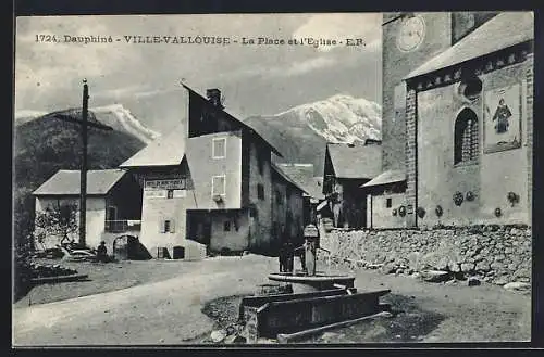 AK Ville-Vallouise /Dauphiné, La Place et l`Eglise