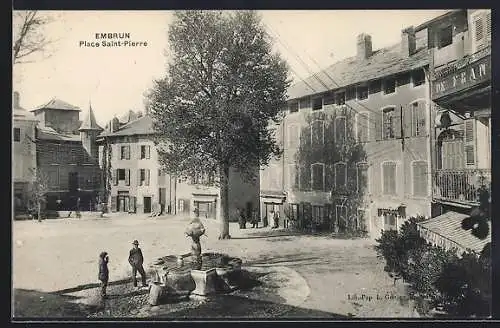 AK Embrun, Place Saint-Pierre