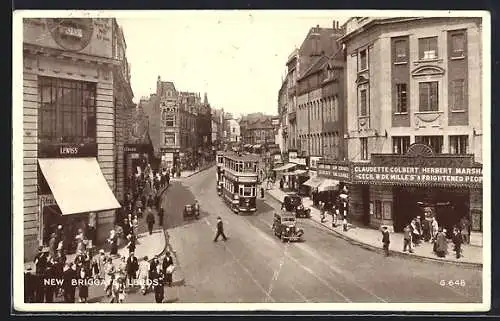 AK Leeds, Tramway at New Briggate