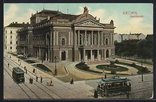 AK Brünn, Strassenbahnen vor dem Stadttheater