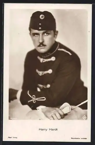 AK Schauspieler Harry Hardt in Uniform