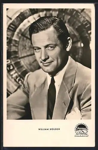 AK Schauspieler William Holden mit gegeltem Haar