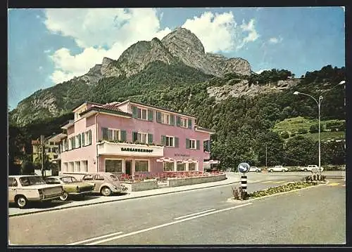 AK Sargans, Hotel Sarganserhof F. A. Good mit Strassenkreuzung und Berggipfel