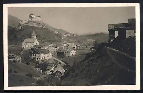 AK Tarasp, Fontana, Totalansicht mit Schloss Tarasp