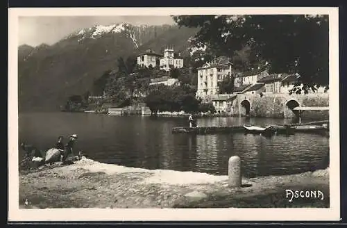 AK Ascona, Ortspartie, Panorama mit Wäscherinnen